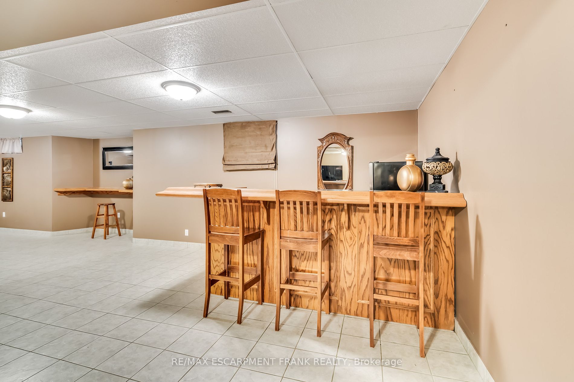 9 Sugarberry Crt