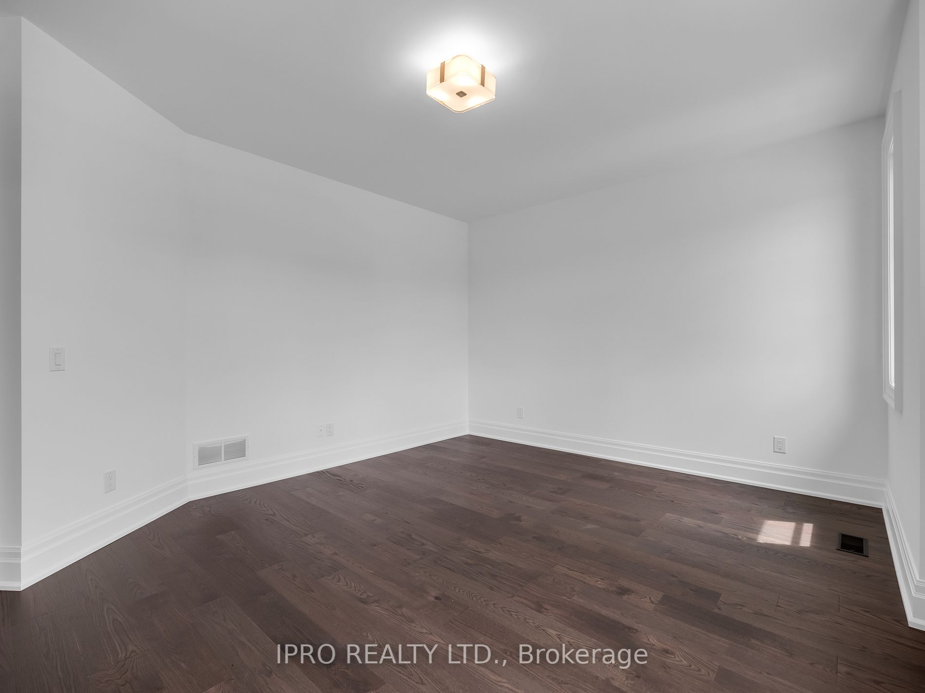 Listing X6808170 - Large Photo # 22