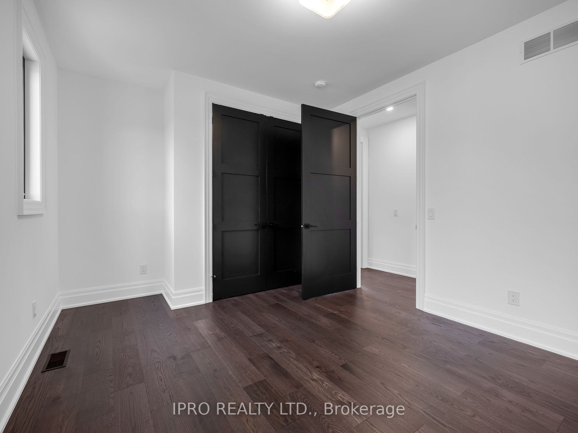 Listing X6808170 - Large Photo # 29