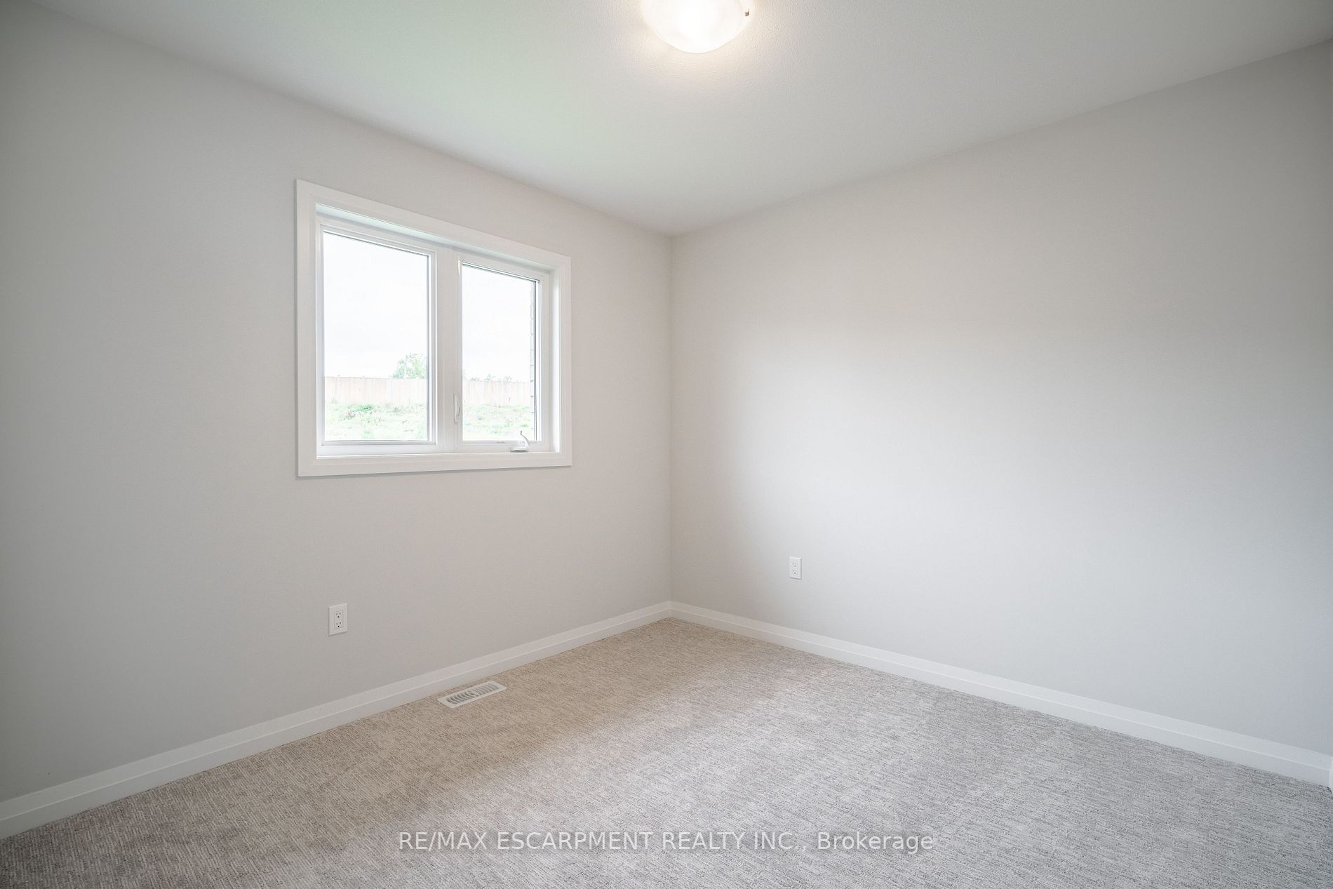 4552 PORTAGE Road, #49