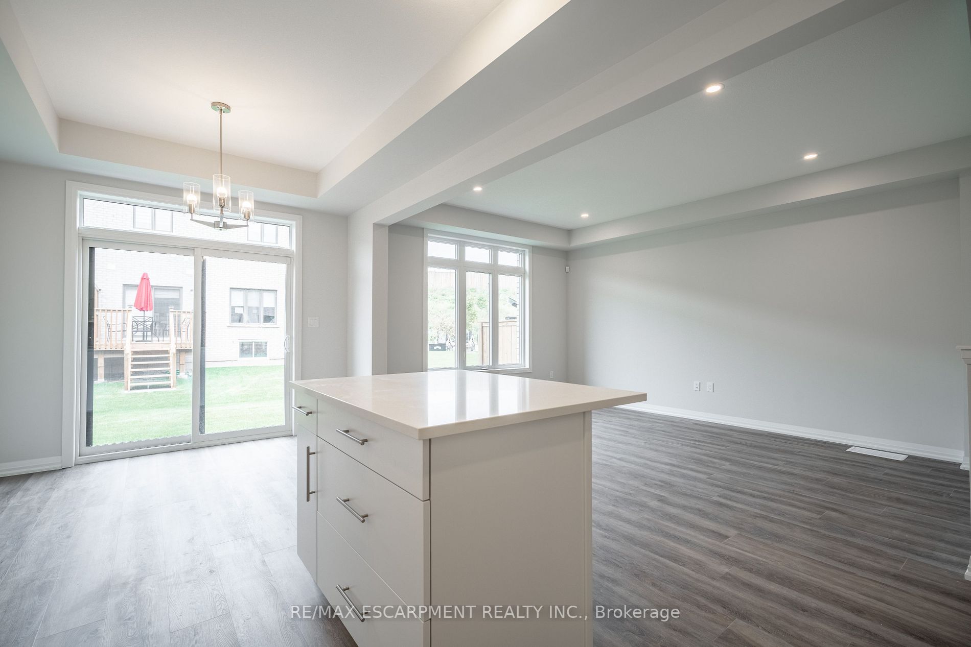 4552 PORTAGE Road, #49