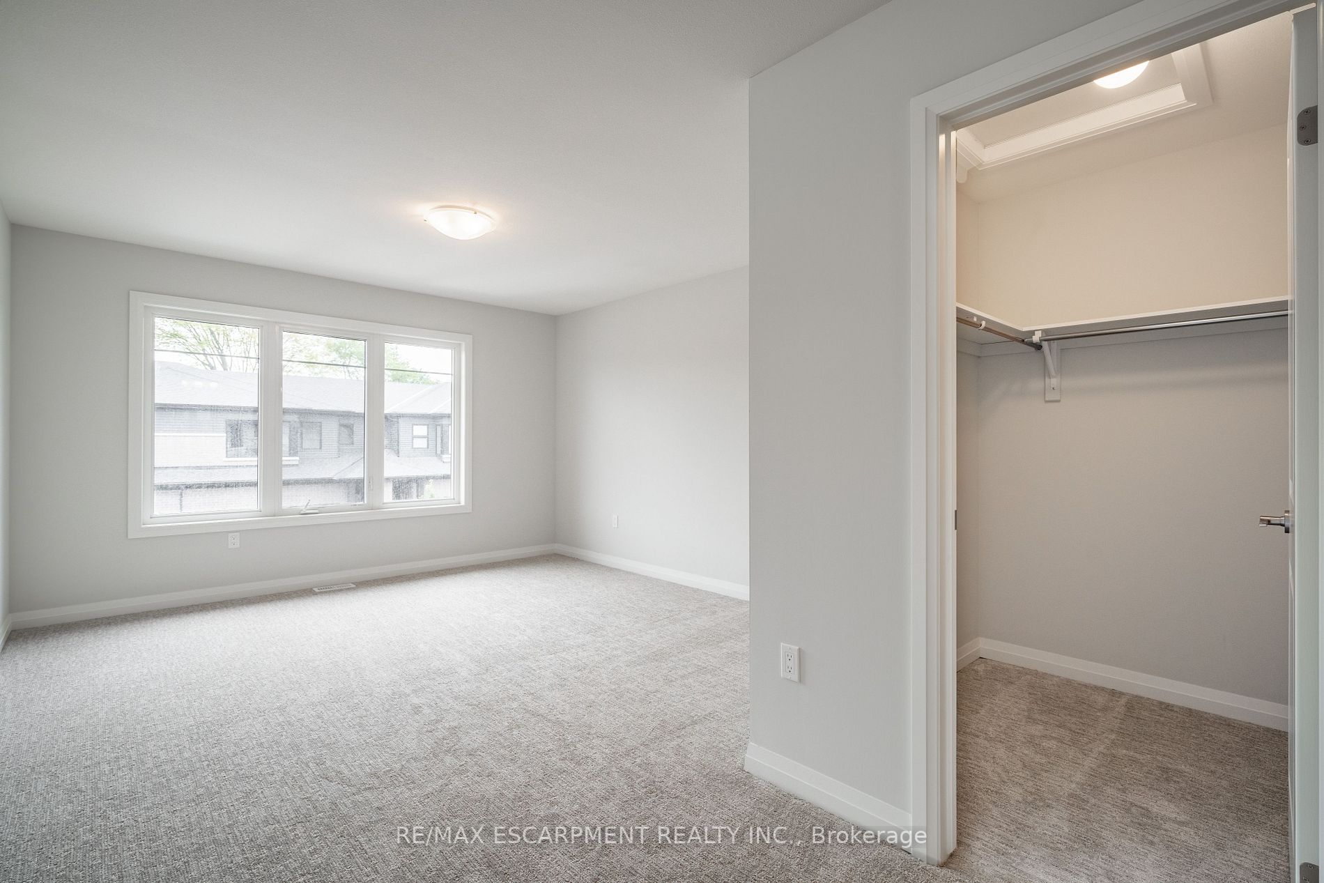 4552 PORTAGE Road, #49