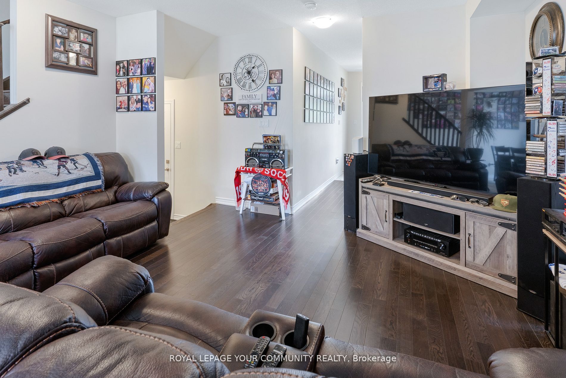 20 Amos Ave