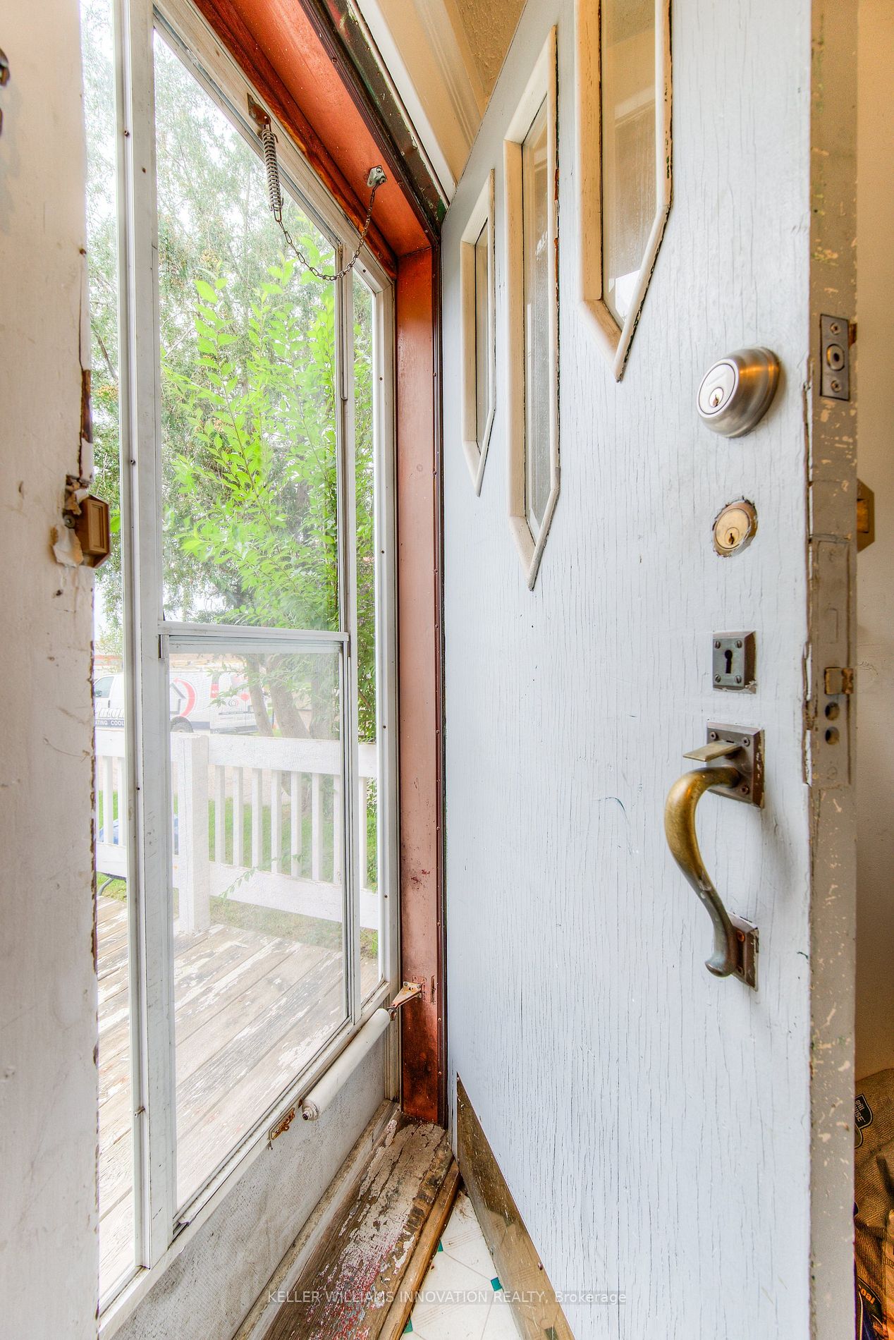 54 Franklin Street S