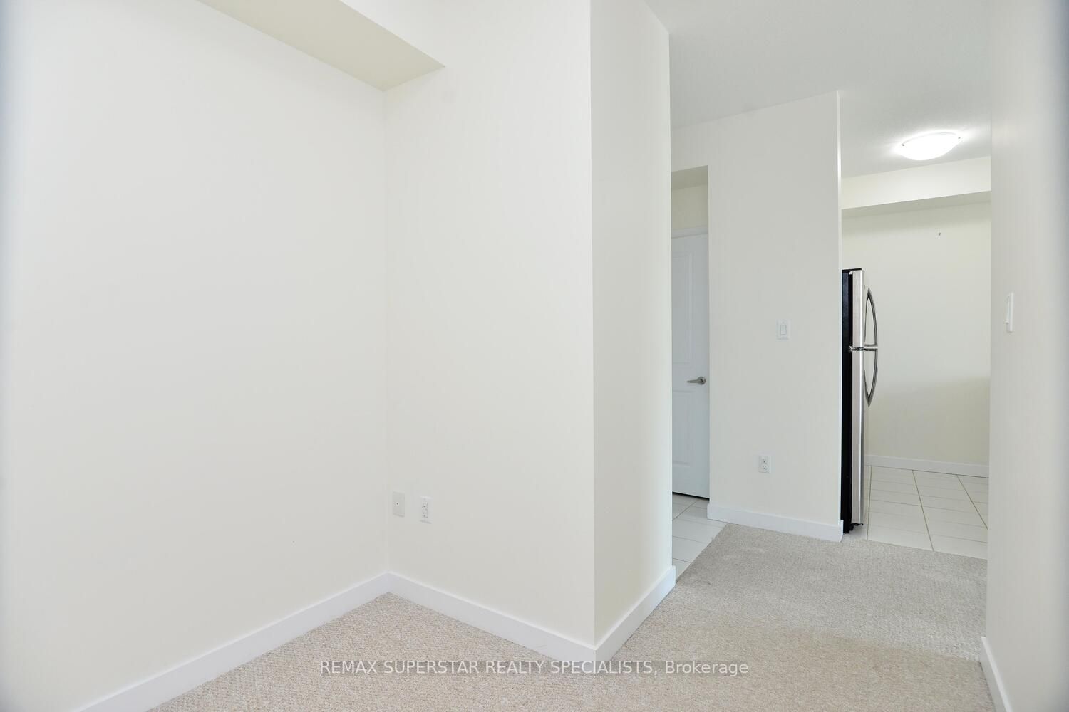 125 Shoreview Pl, #404