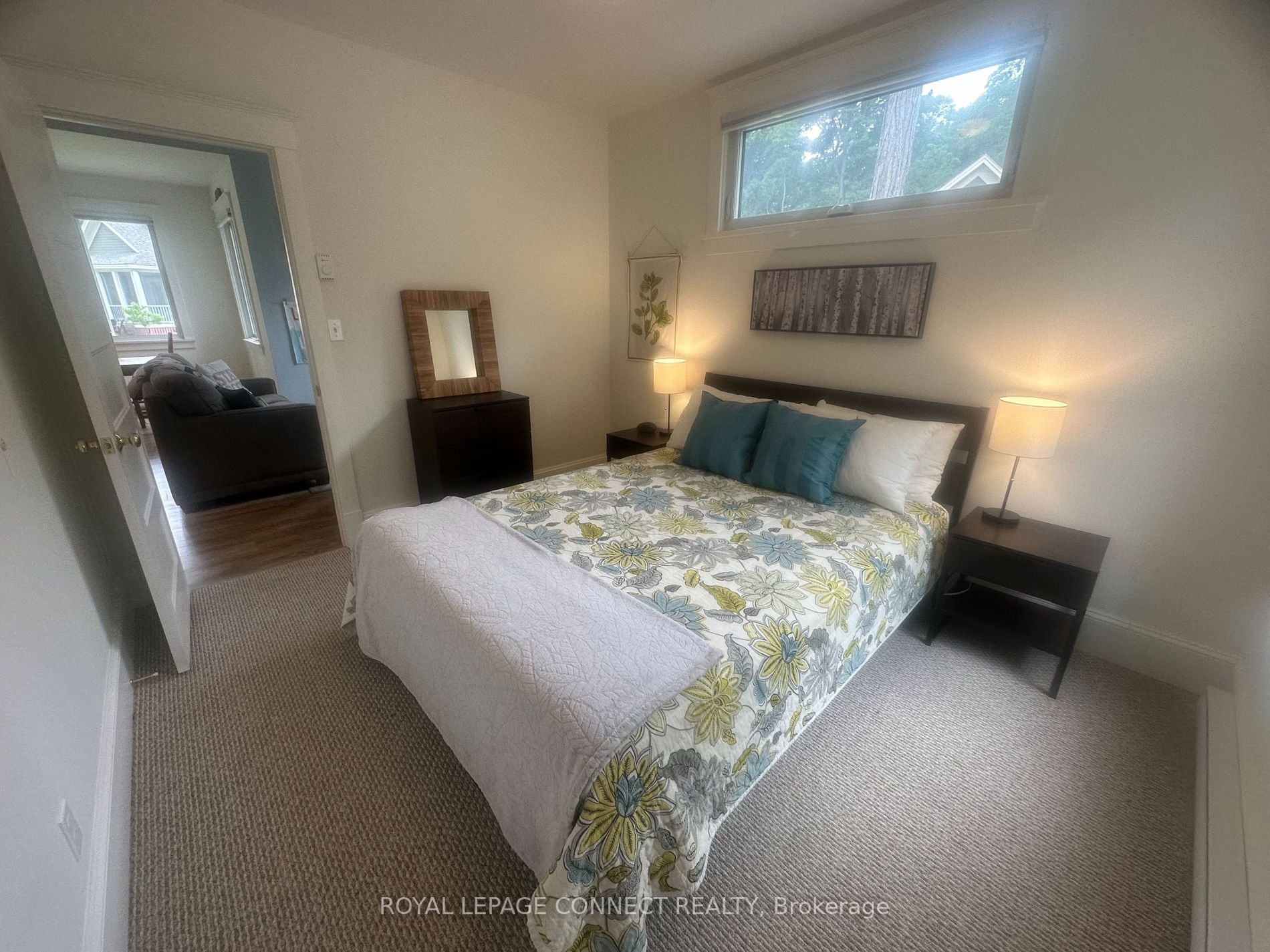 11 Hollow Lane, #219