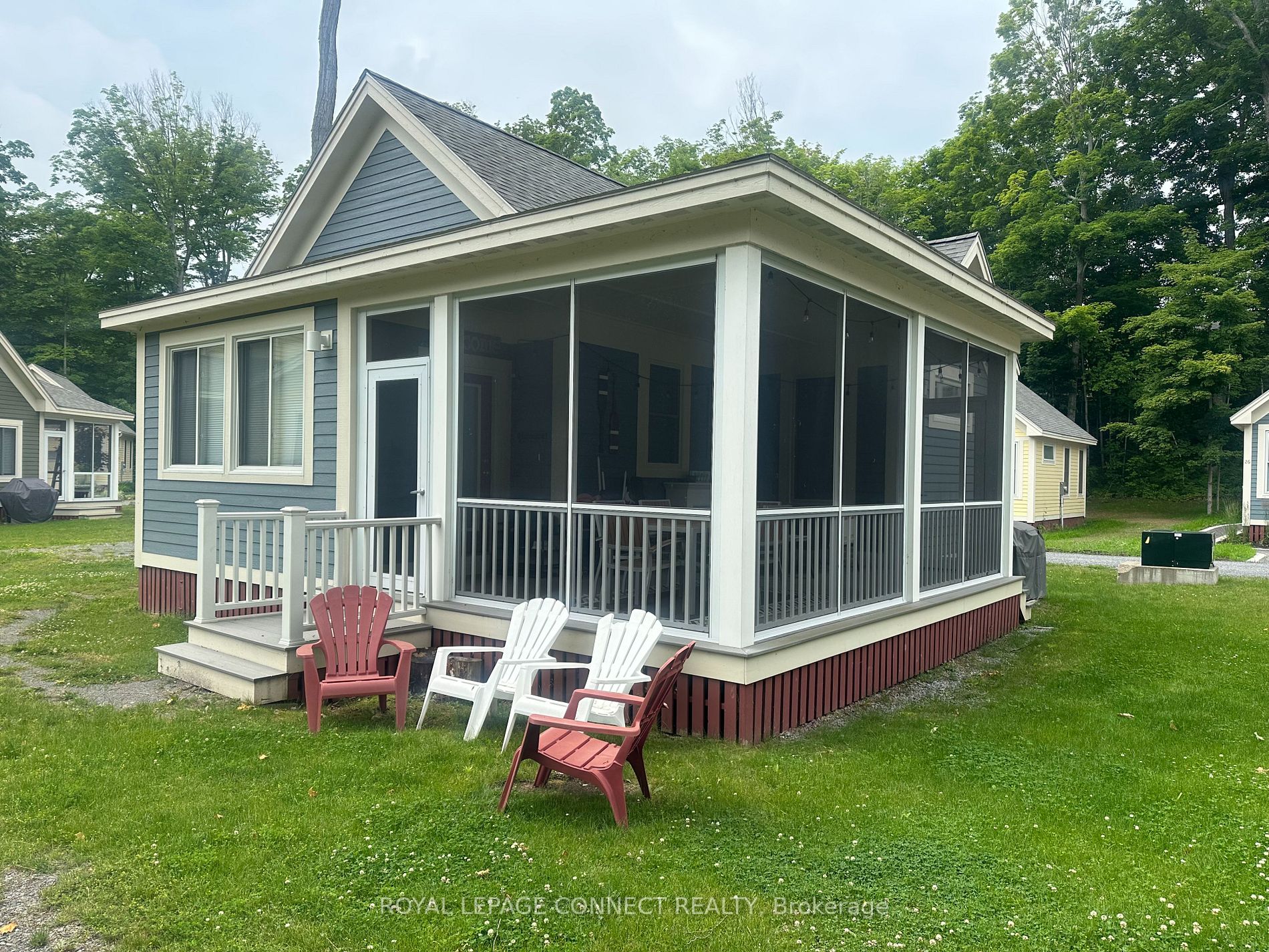 11 Hollow Lane, #219