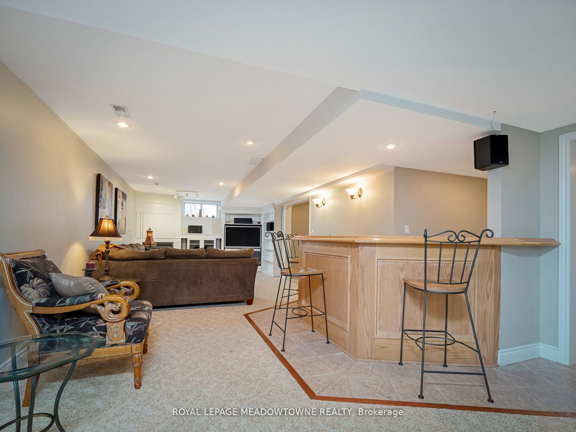9 Palomino Dr