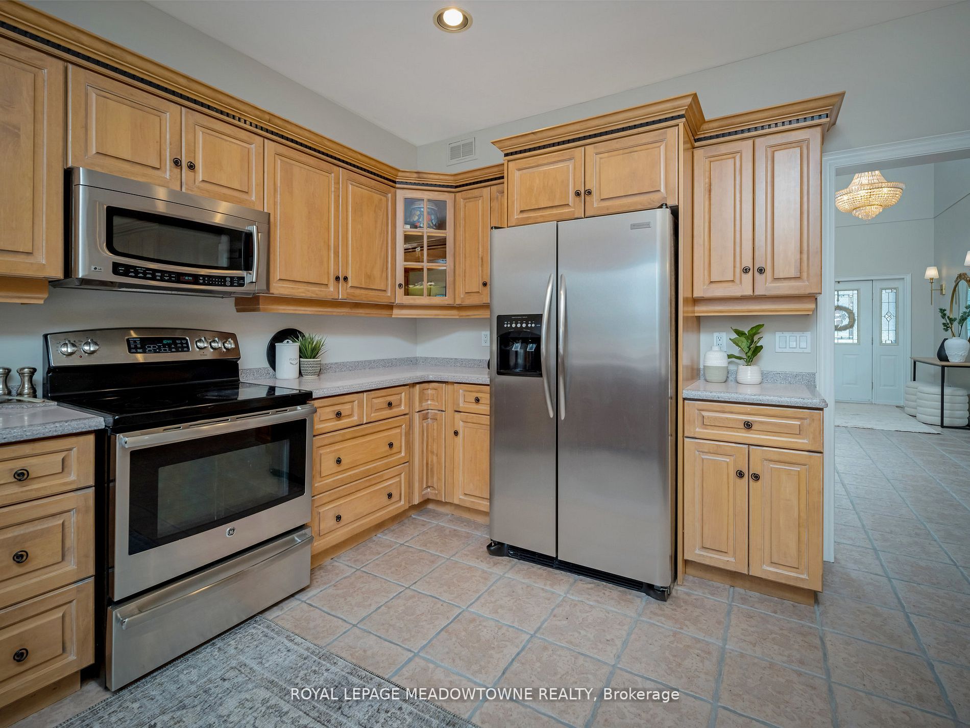 9 Palomino Dr