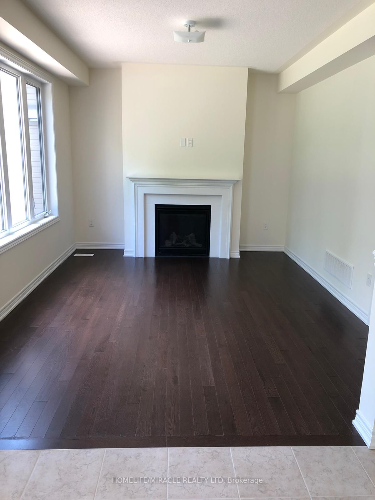 480 Black Cherry Cres
