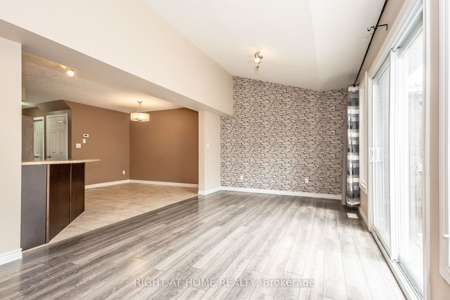 555 Chablis Drive, #23