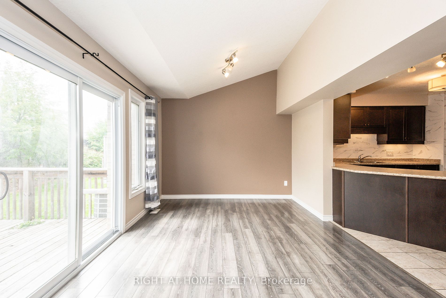 555 Chablis Drive, #23
