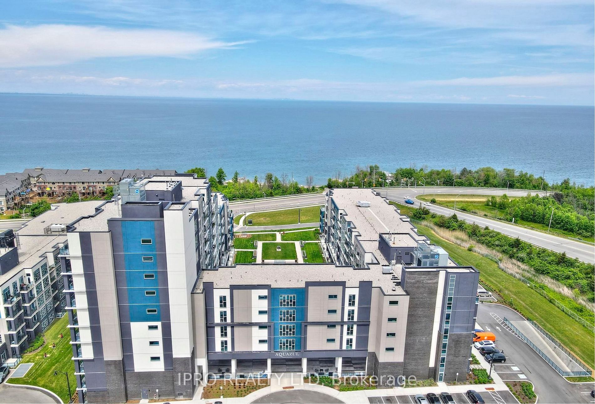 16 Concord Pl, #312