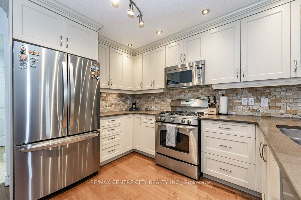 38 Thompson Drive