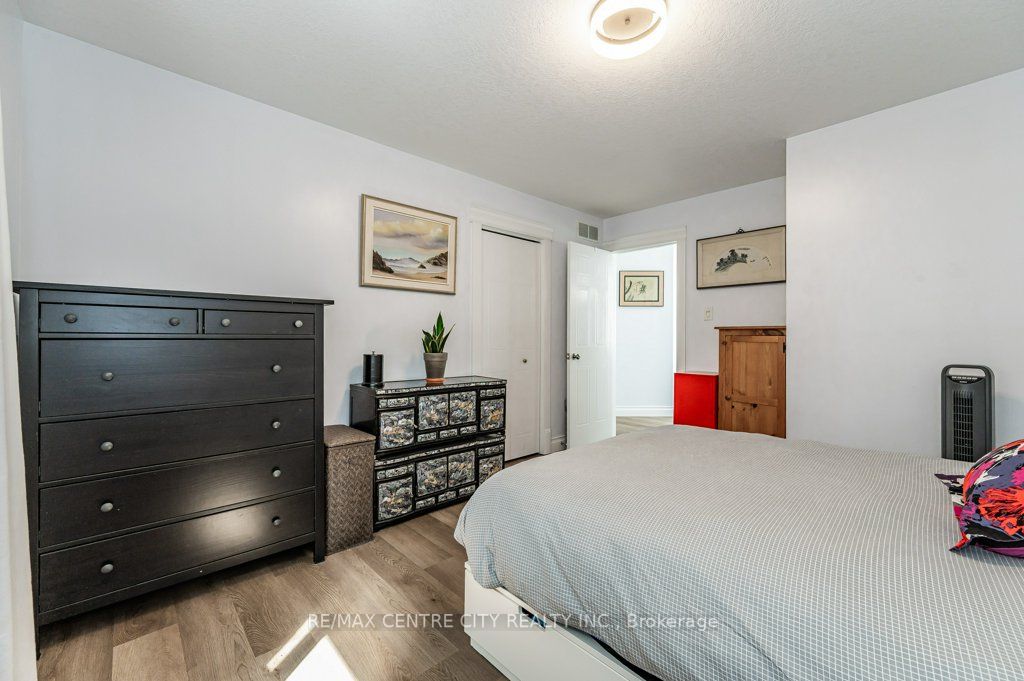 38 Thompson Drive