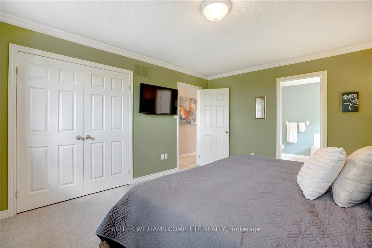 526 Jerseyville Rd W