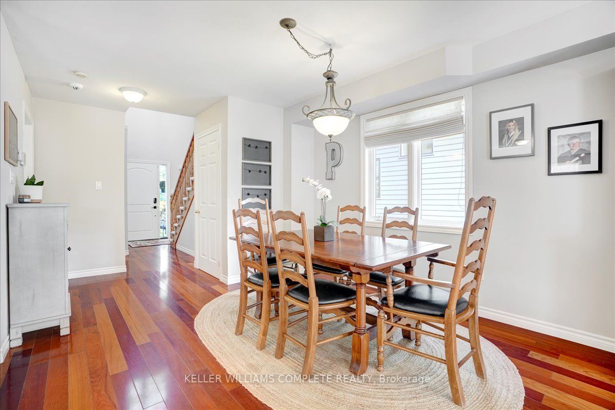 526 Jerseyville Rd W