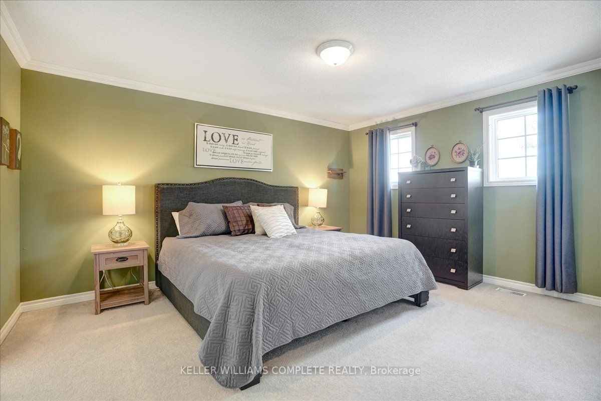 526 Jerseyville Rd W