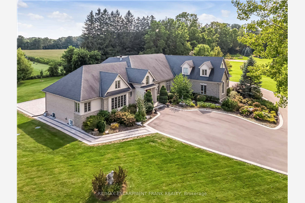 22 Spencercreek Dr, Hamilton