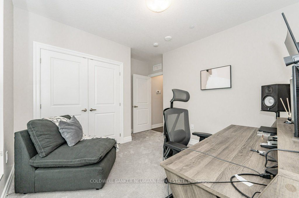 1880 Gordon Street, #412