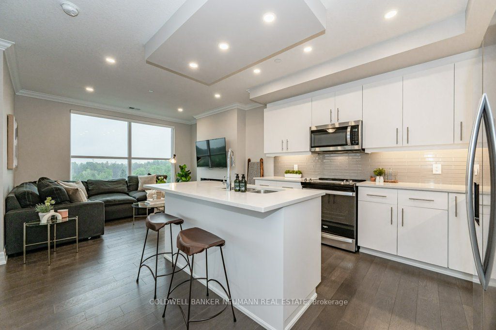 1880 Gordon Street, #412