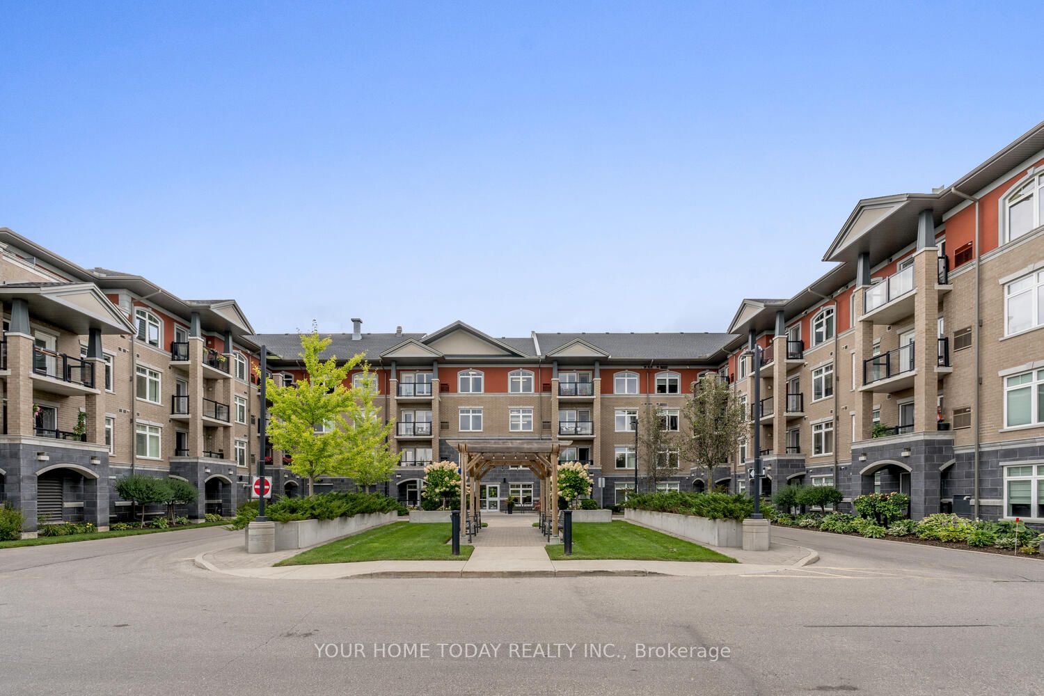 106 Bard Boulevard, #107