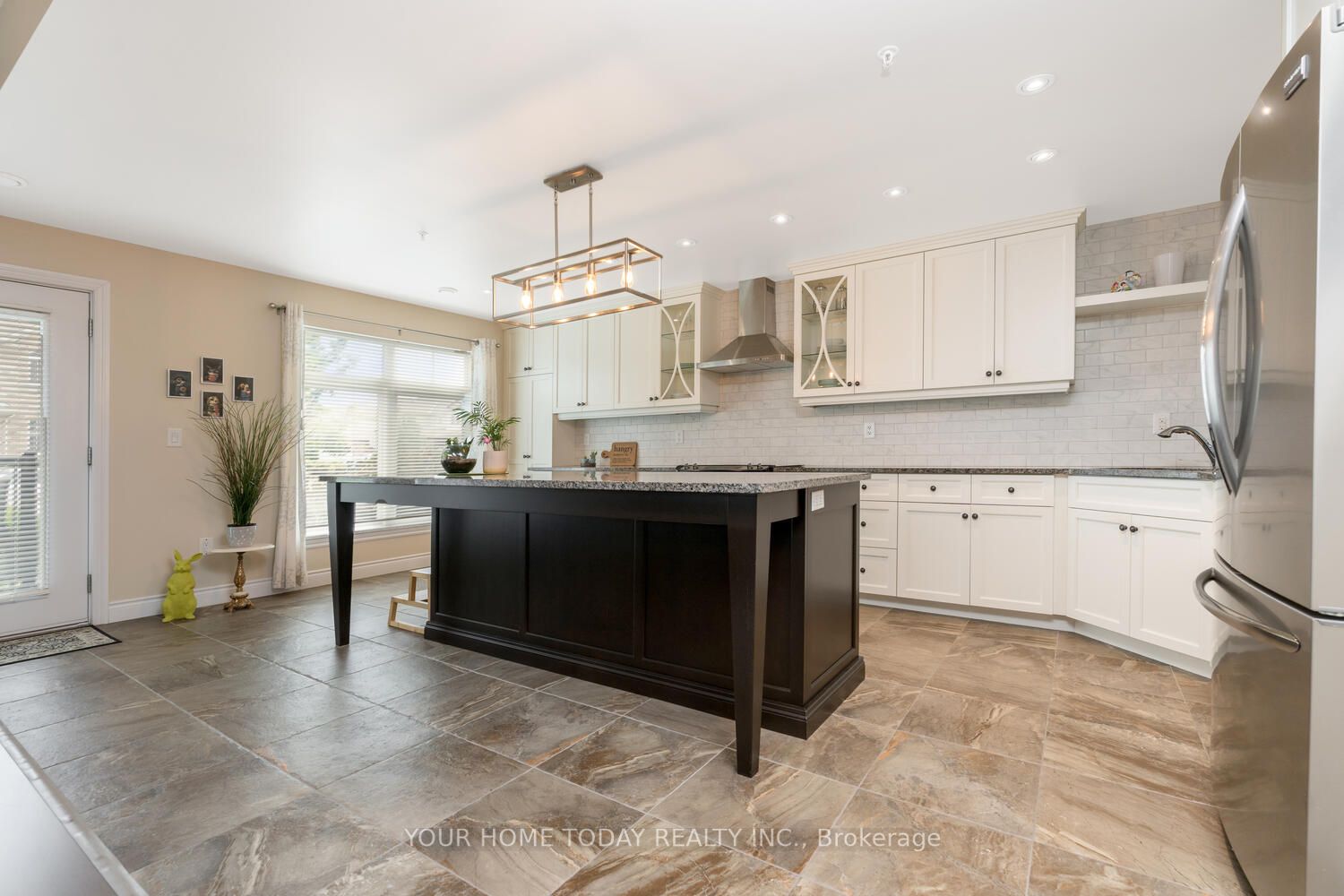 106 Bard Boulevard, #107