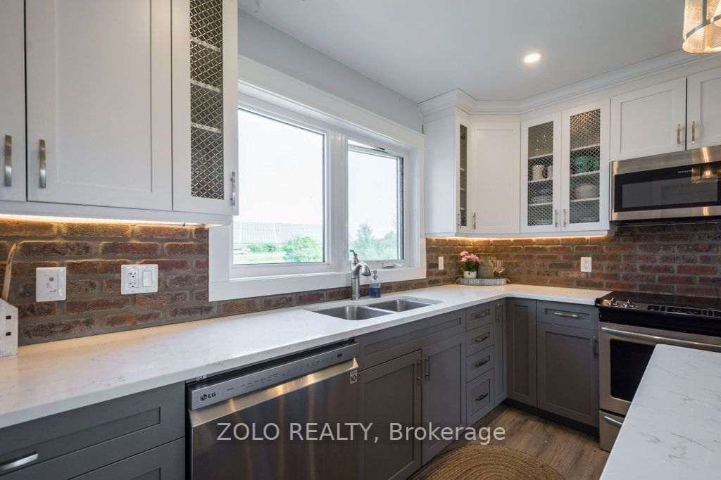 19009 Loyalist Pkwy