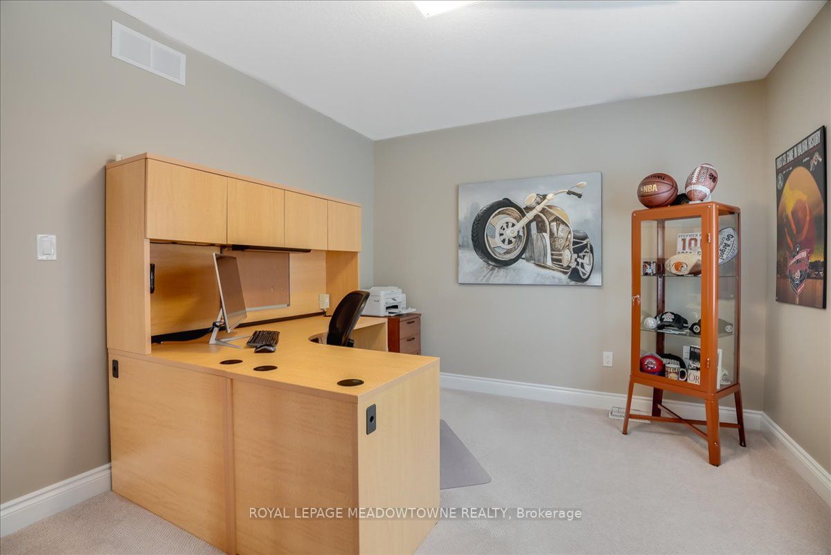 Listing X6810782 - Large Photo # 25