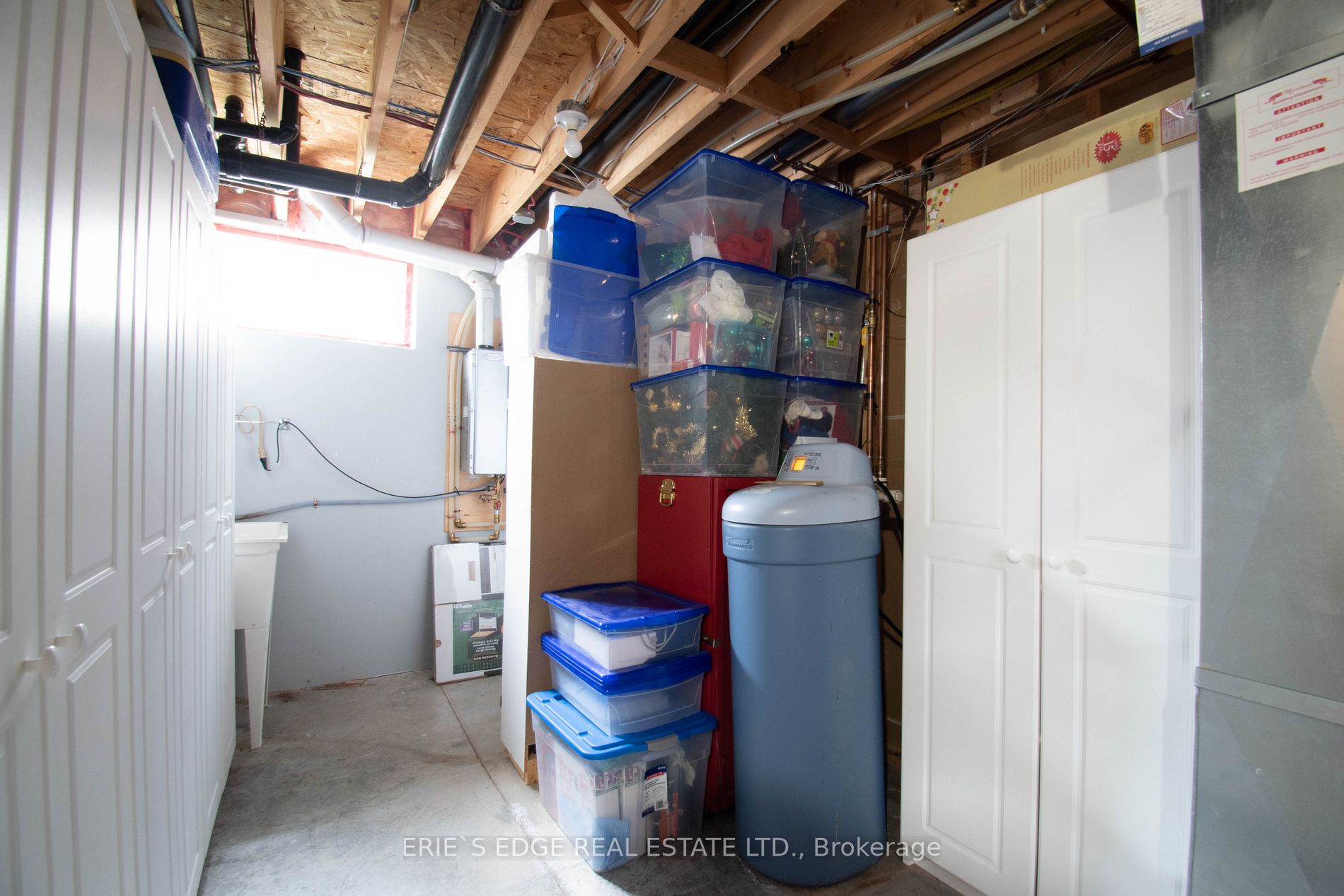 217 North Street E
