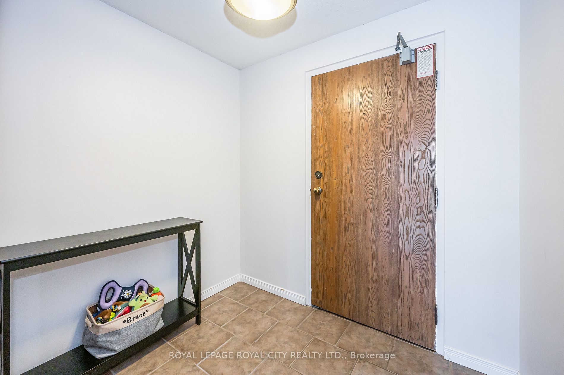 55 Green Valley Drive E, #209