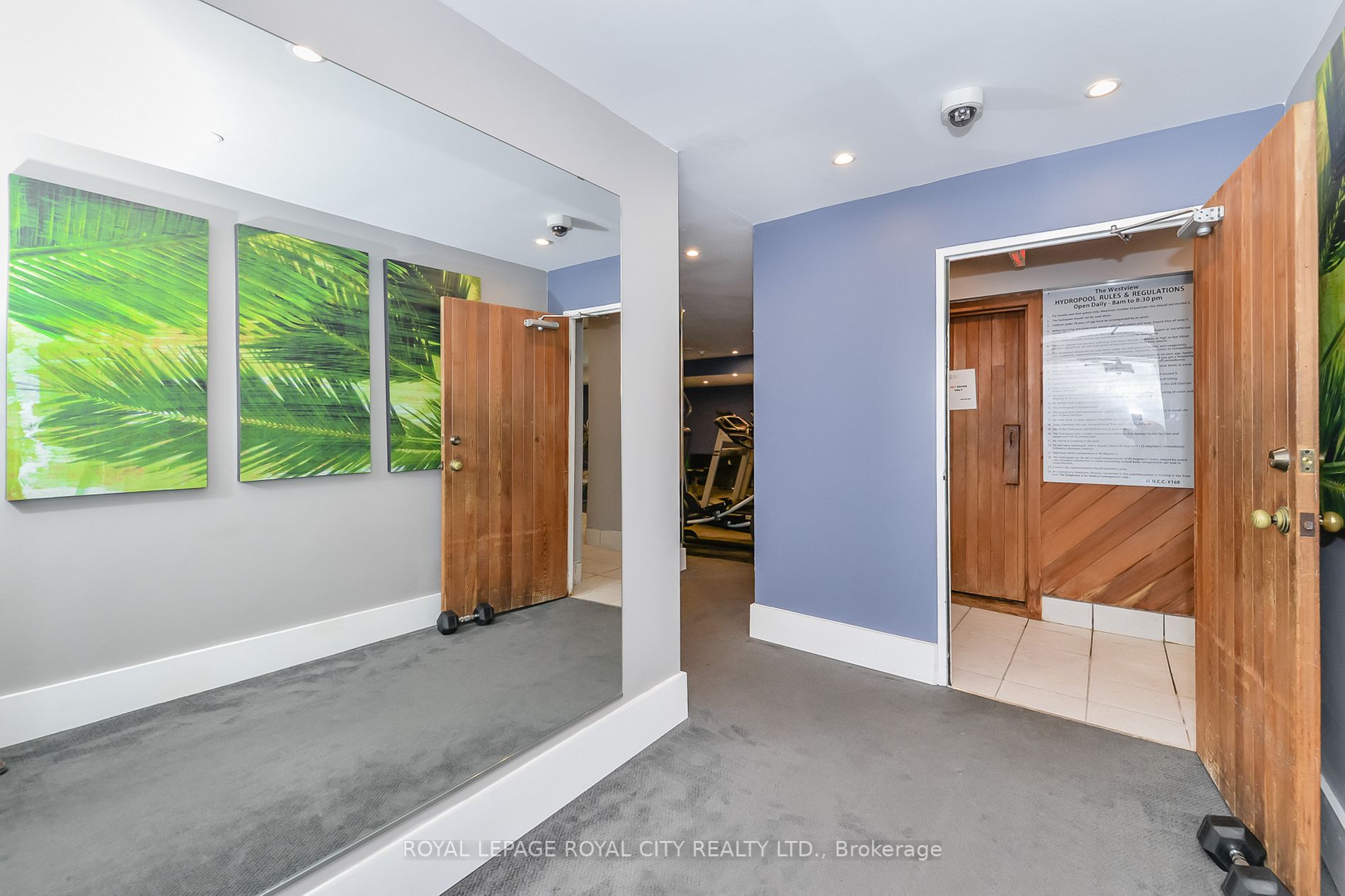 55 Green Valley Drive E, #209