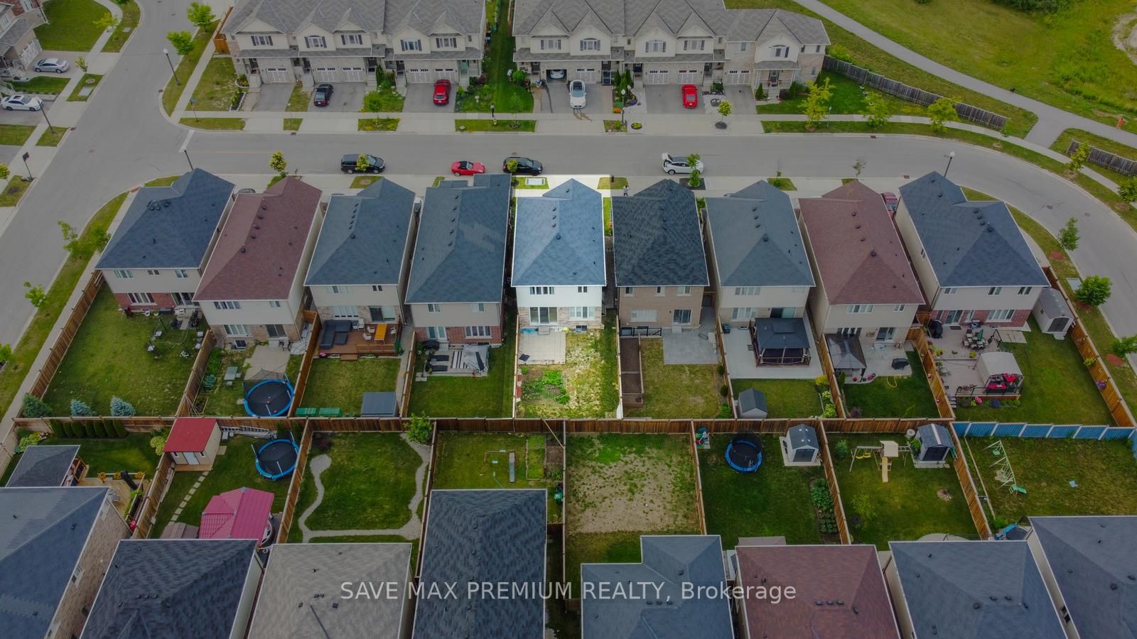 231 Greenwater Pl