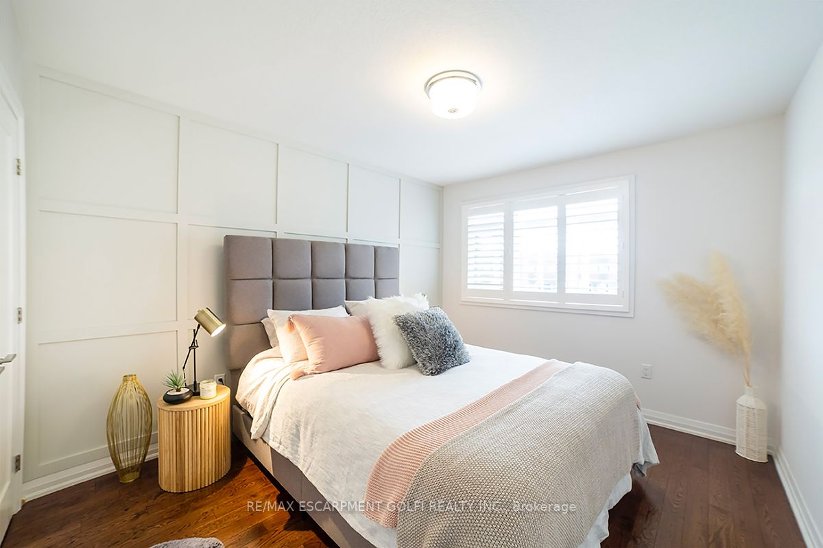 35 Midhurst Heights, #22