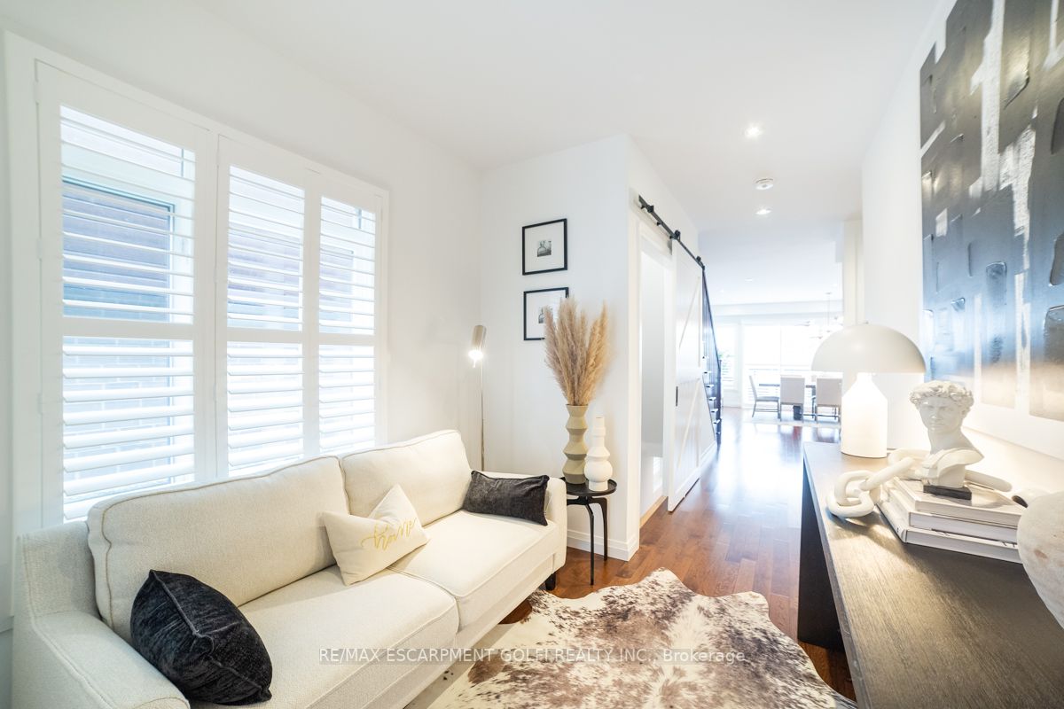 35 Midhurst Heights, #22