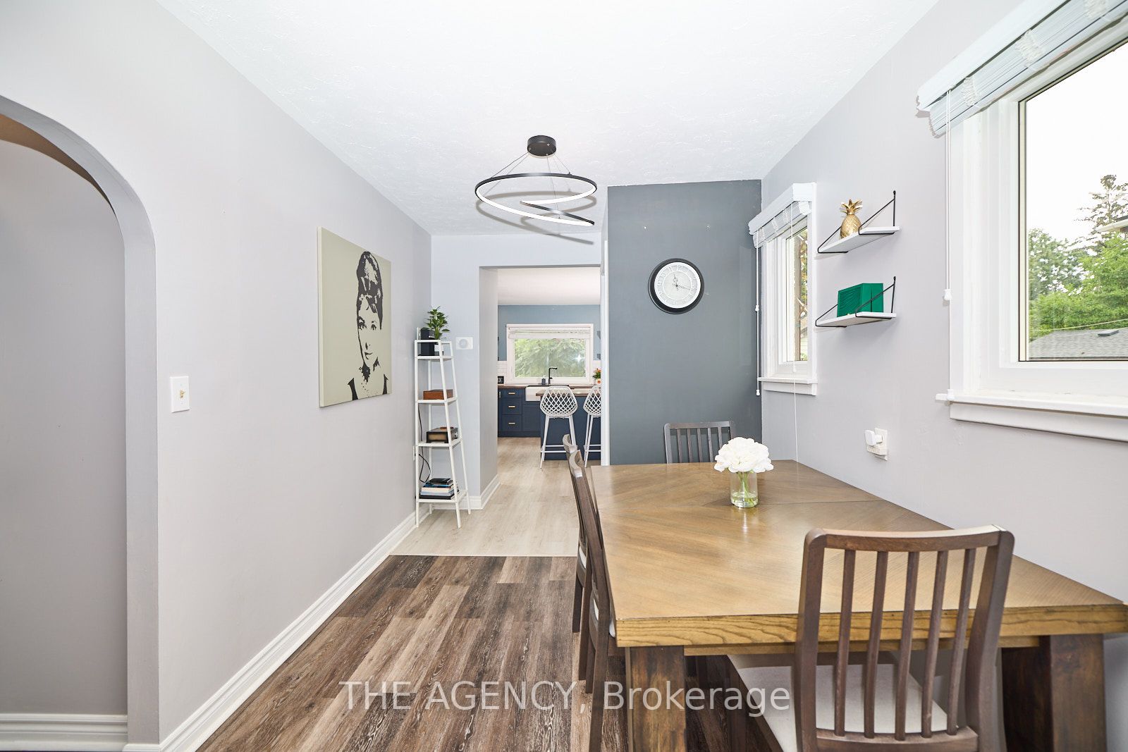 24 Keele St