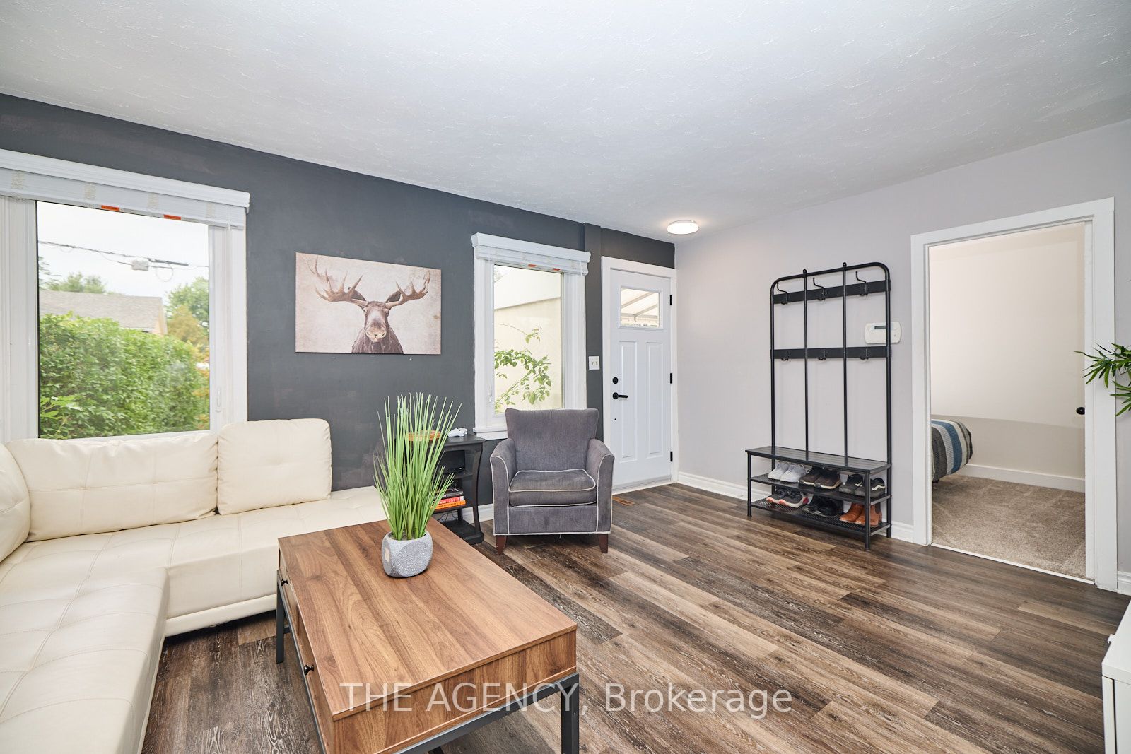 24 Keele St