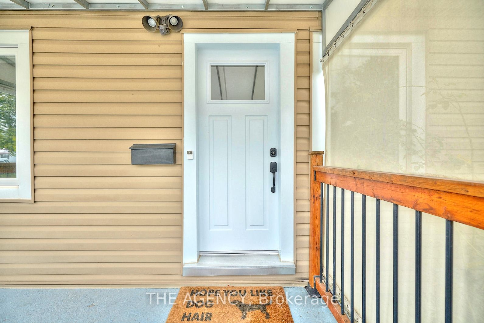 24 Keele St