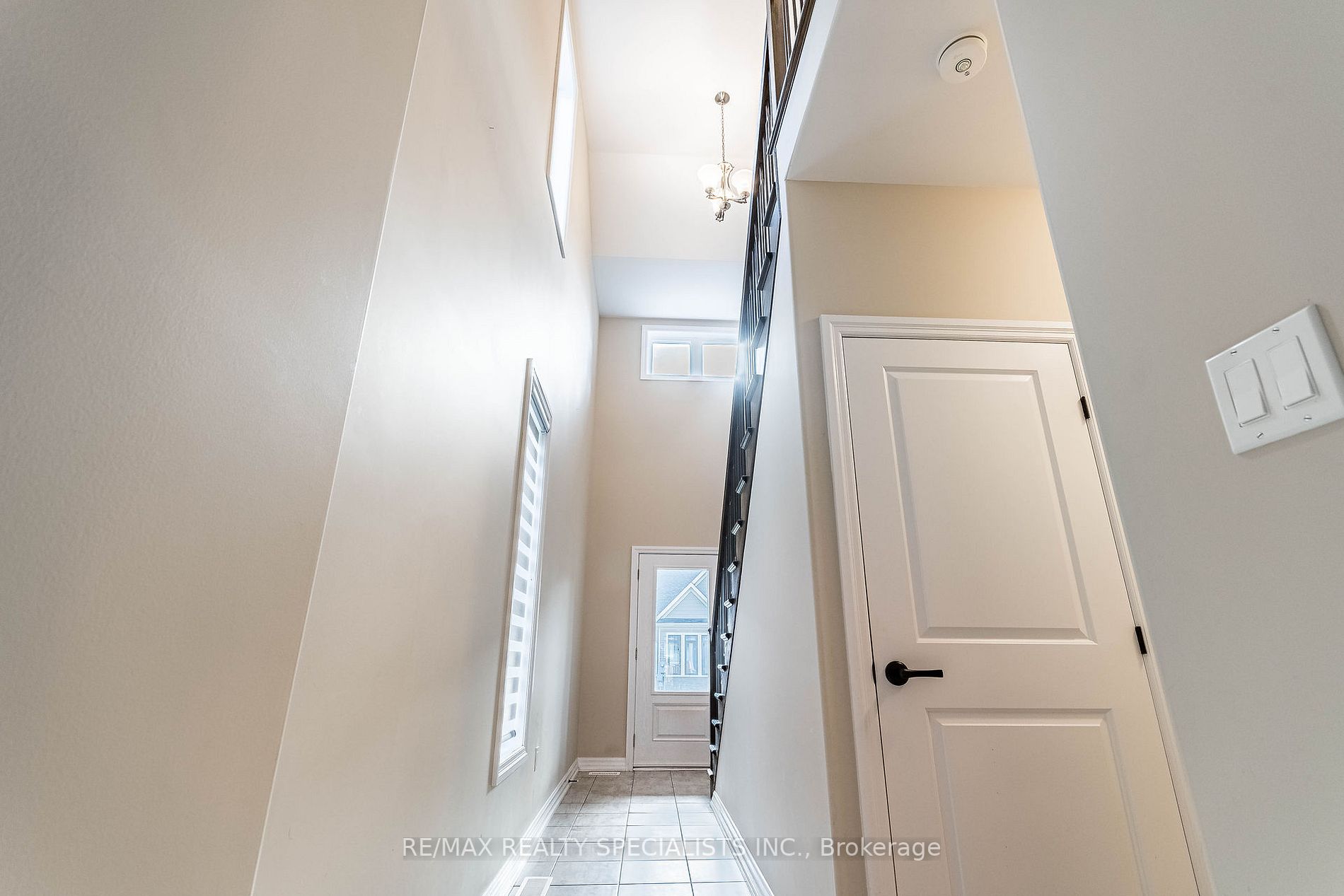 4311 MANN Street, #14