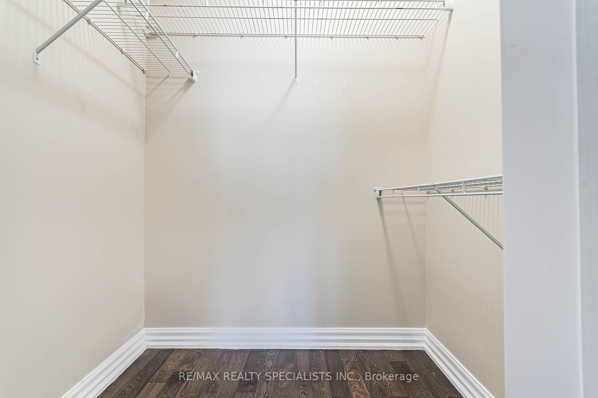 4311 MANN Street, #14