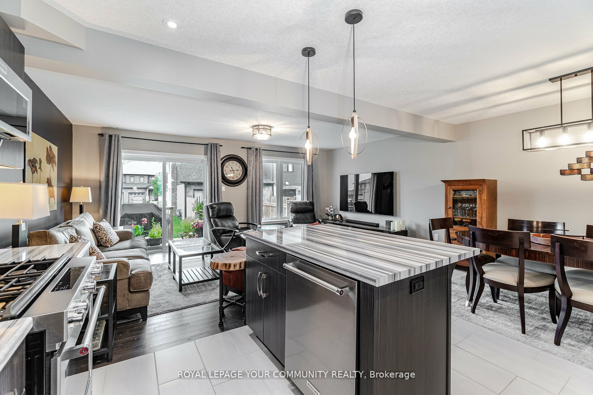 5 Taylor Drive, #33