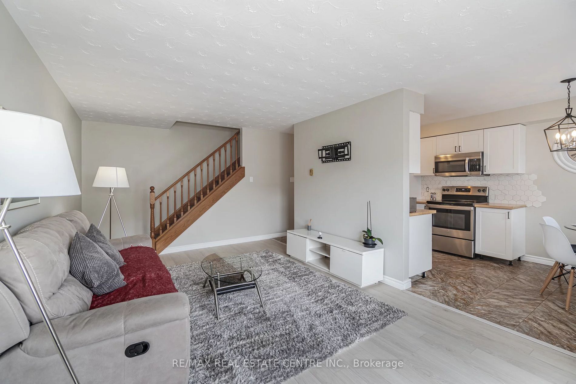 320 Traynor Ave, #4