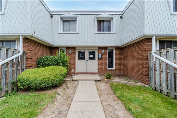 320 Traynor Ave, Kitchener