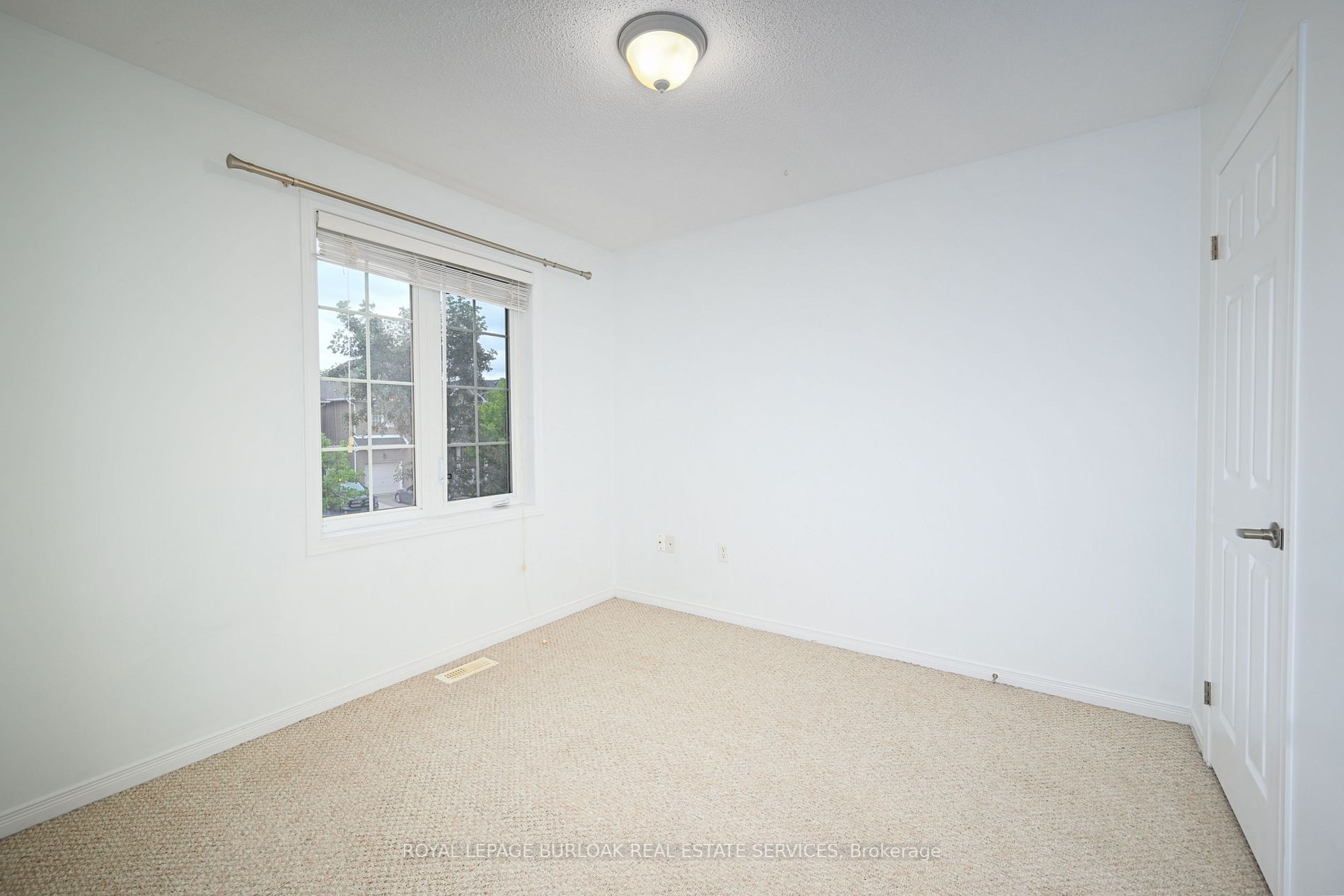 26 Springstead Avenue