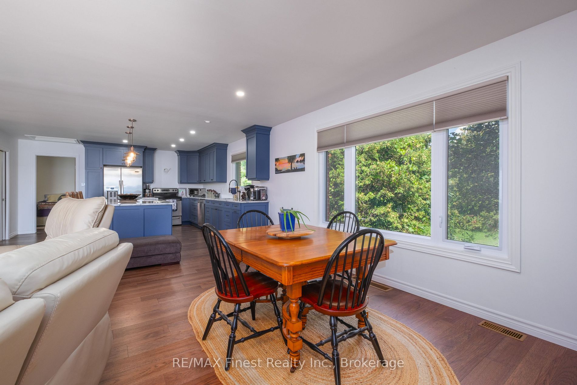48 Bayview Dr