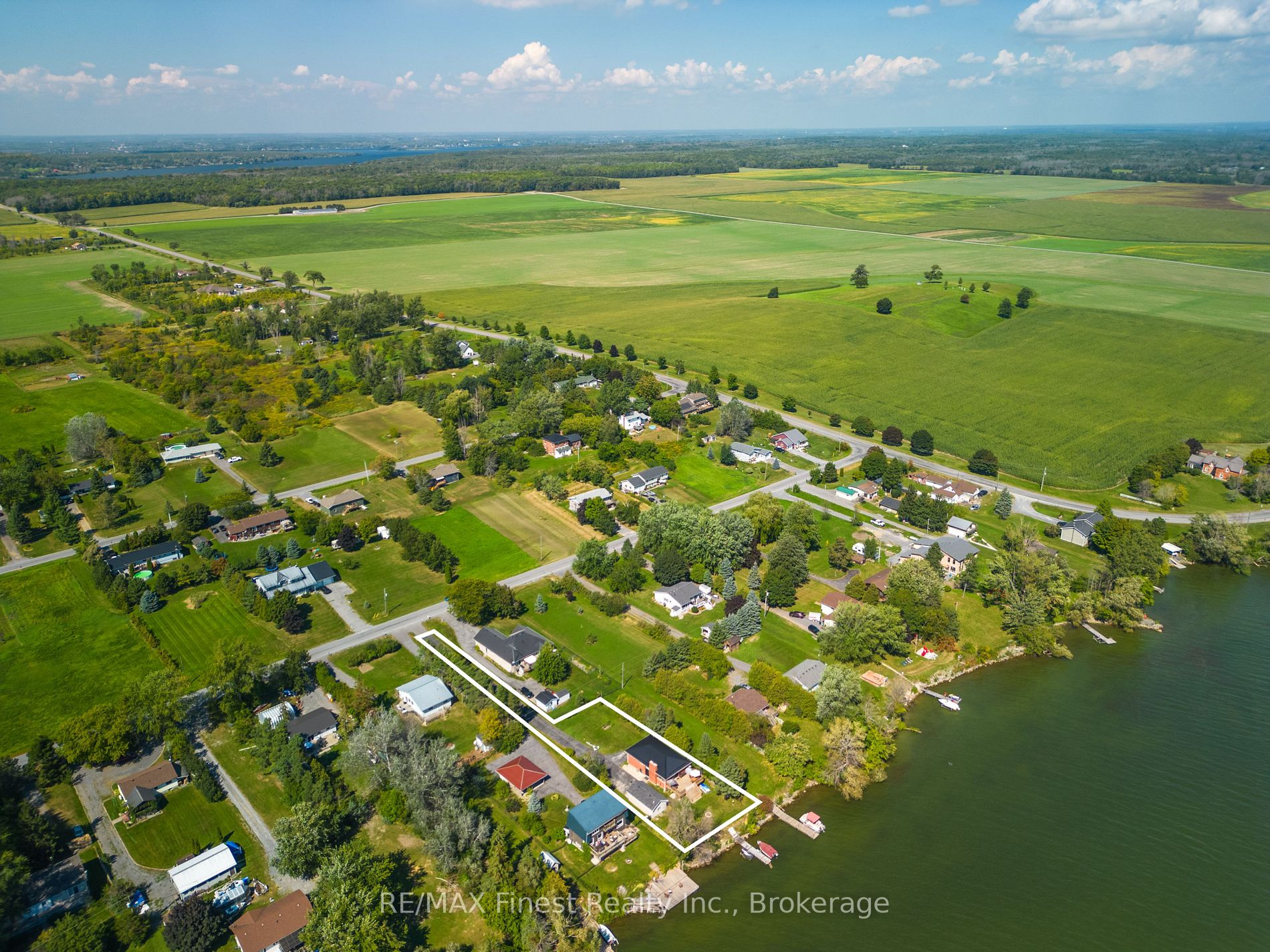 48 Bayview Dr