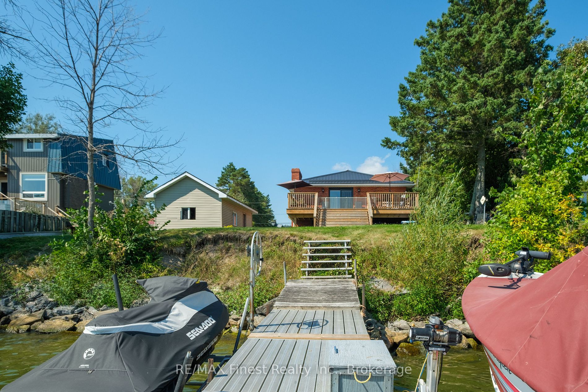 48 Bayview Dr