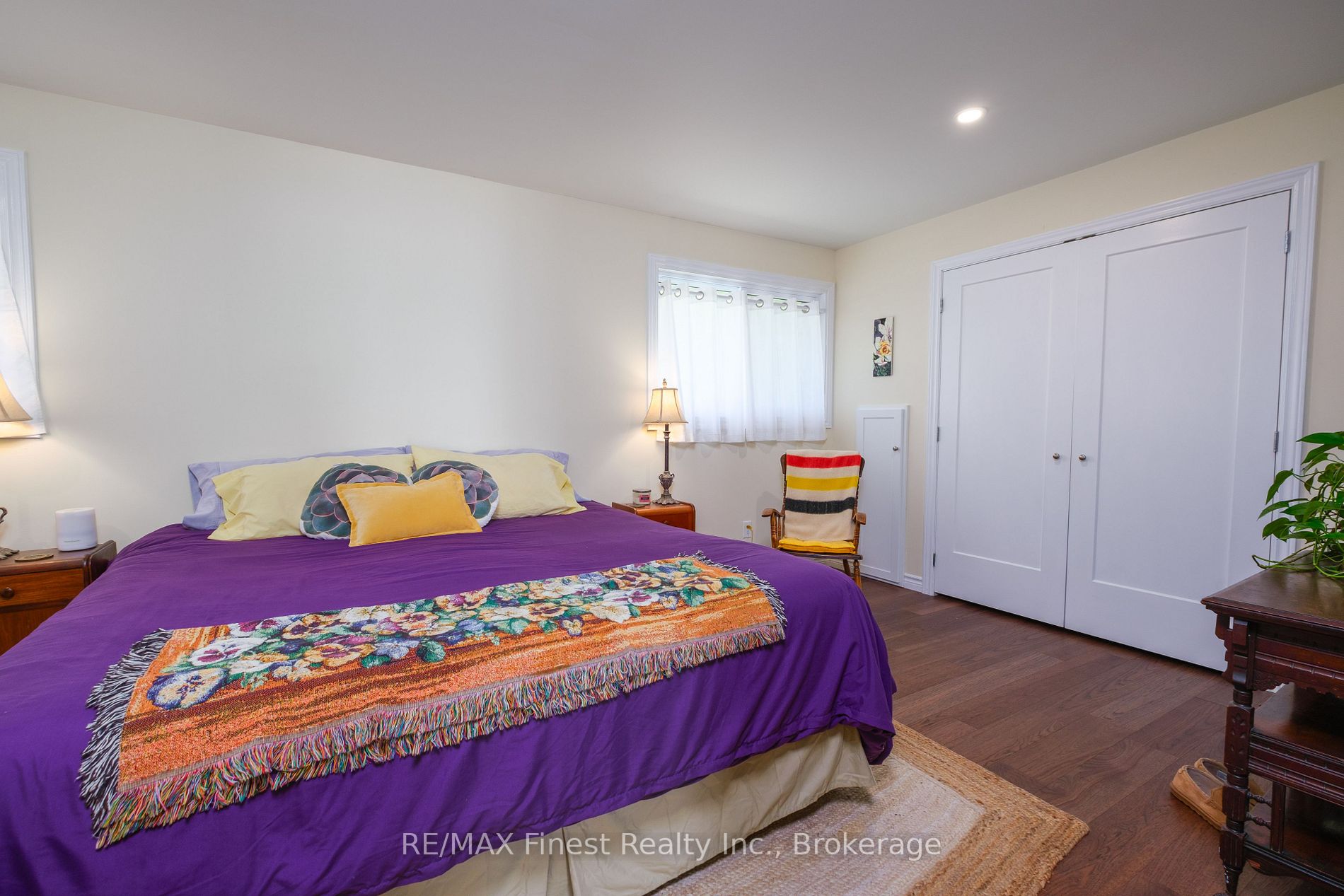 48 Bayview Dr