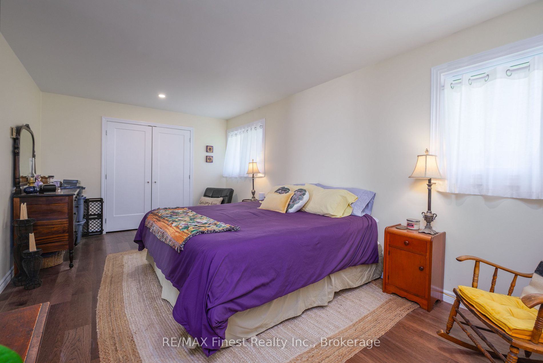 48 Bayview Dr