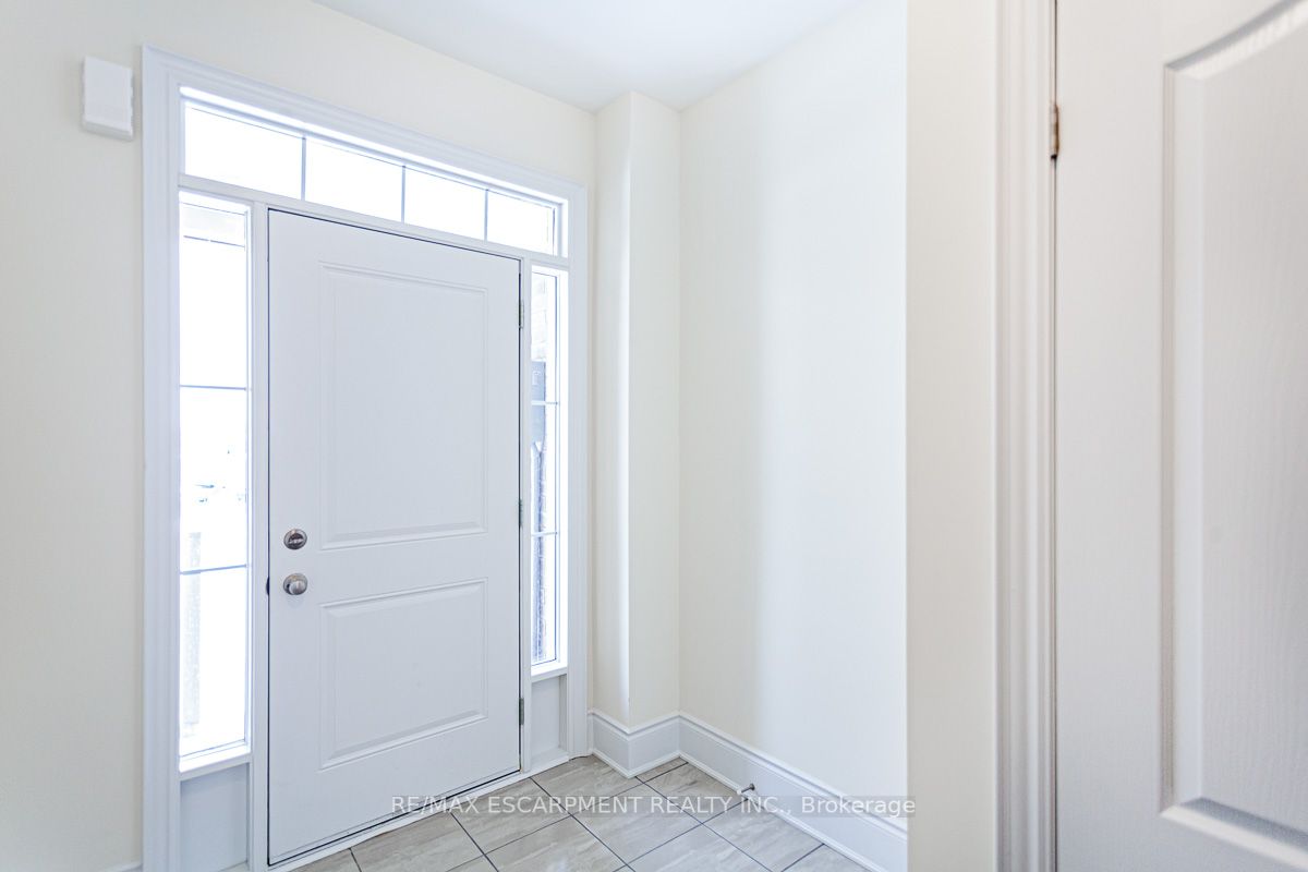 35 Jell St